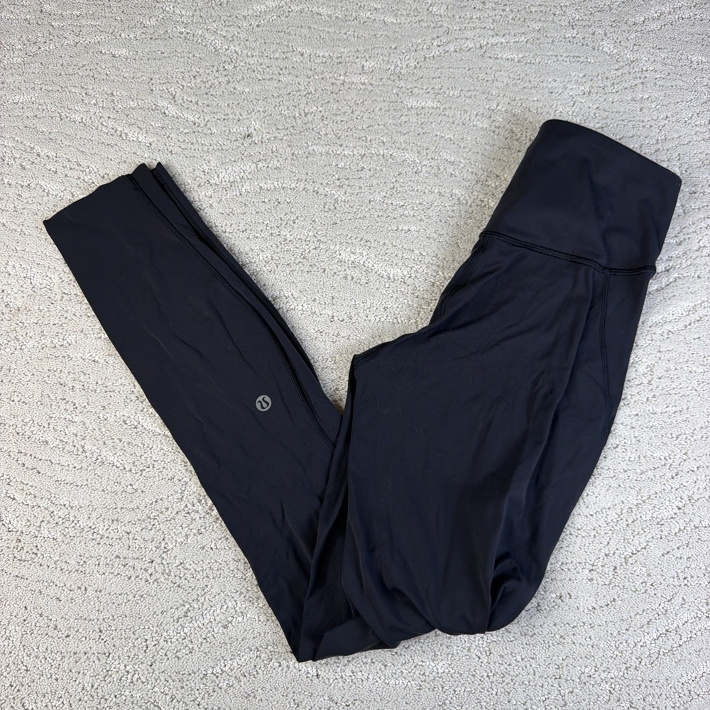 Women's Lululemon Size 2 Base Pace High Rise Legging 28" Black Athletic